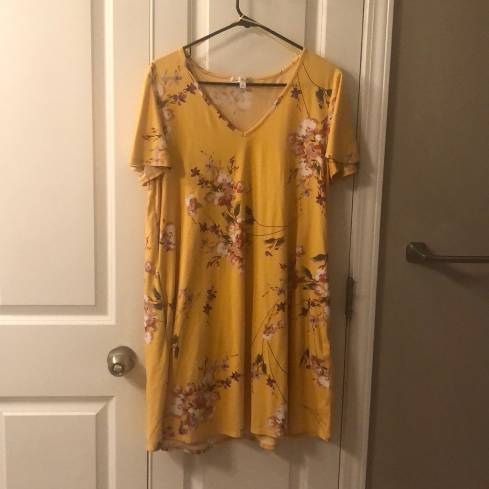 This Nine Britton dress is so comfortable!